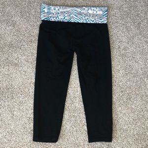 VS PINK Yoga Capri
